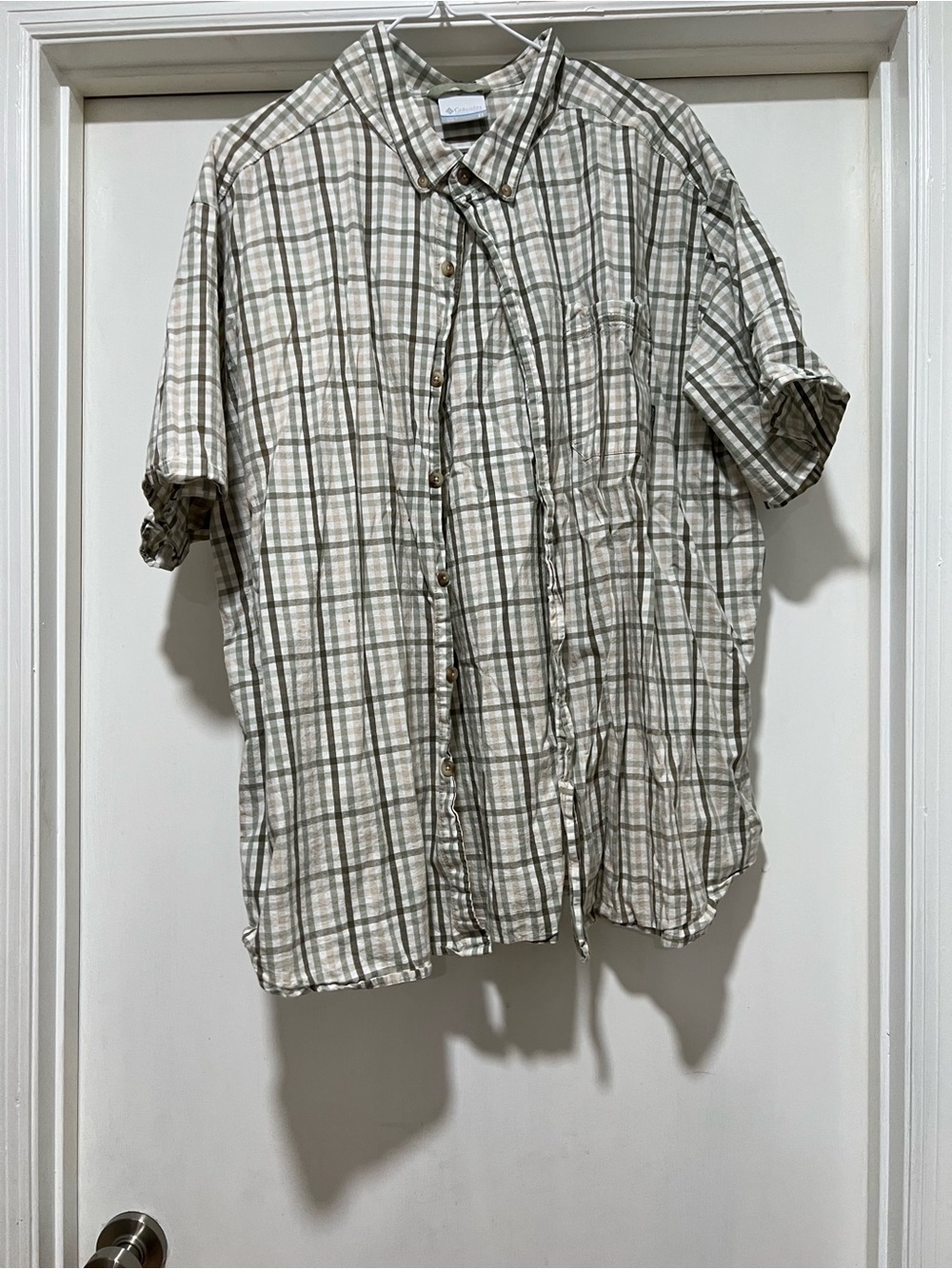 Casual Short Sleeve Button-Up Plaid Shirt - Neutral Tones